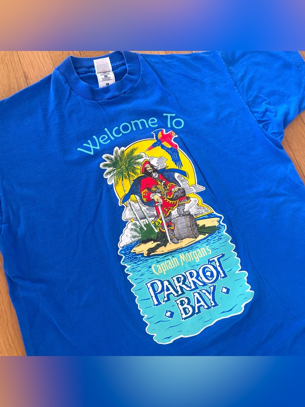 Vintage 90s Captain Morgan Parrot Bay Shirt XL Single Stitch Double Sided Blue